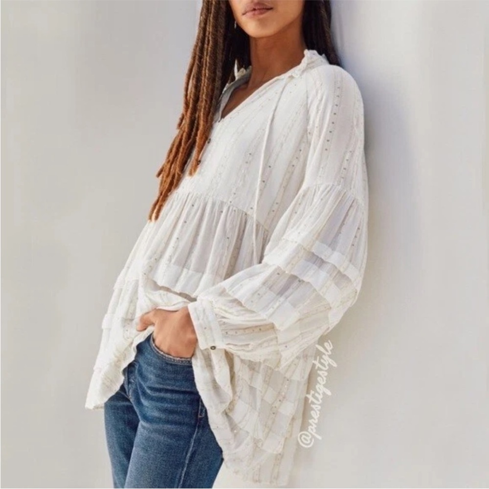Anthropologie Quinn Shimmery Sequined Tunic Blouse Cream/Gold SIZE MEDIUM NWT